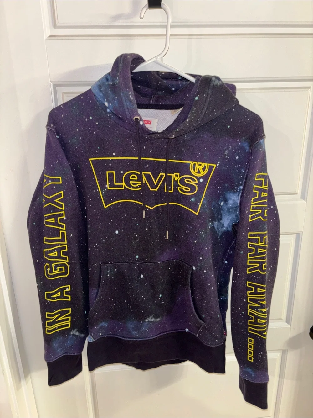 Levi's Galaxy Hooded Sweatshirt in Purple and Black with Yellow Logo - Picture 6 of 6
